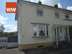 Immobilienangebot - Remscheid - Alle - xxx Kaufpreissenkung xxx
Bökerhöhe,  Doppelhaushälfte mit Anbau,  Doppelgarage und schönem Garten.