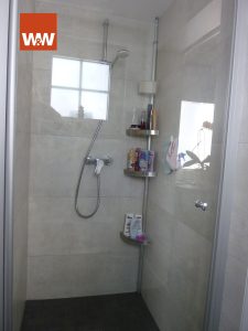Immobilienangebot - Remscheid - Alle - xxx Kaufpreissenkung xxx
Bökerhöhe,  Doppelhaushälfte mit Anbau,  Doppelgarage und schönem Garten.