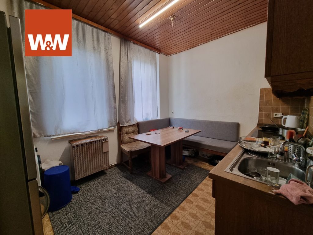 Immobilienangebot - Fürth - Alle - Vermietete 3-Zimmer-Wohnung mit Balkon in charmantem Altbau nahe dem Stadtpark