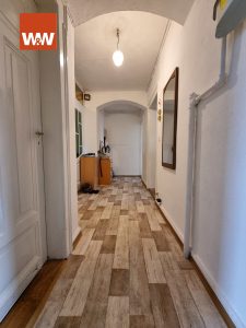 Immobilienangebot - Fürth - Alle - Vermietete 3-Zimmer-Wohnung mit Erker in charmantem Altbau nahe dem Stadtpark