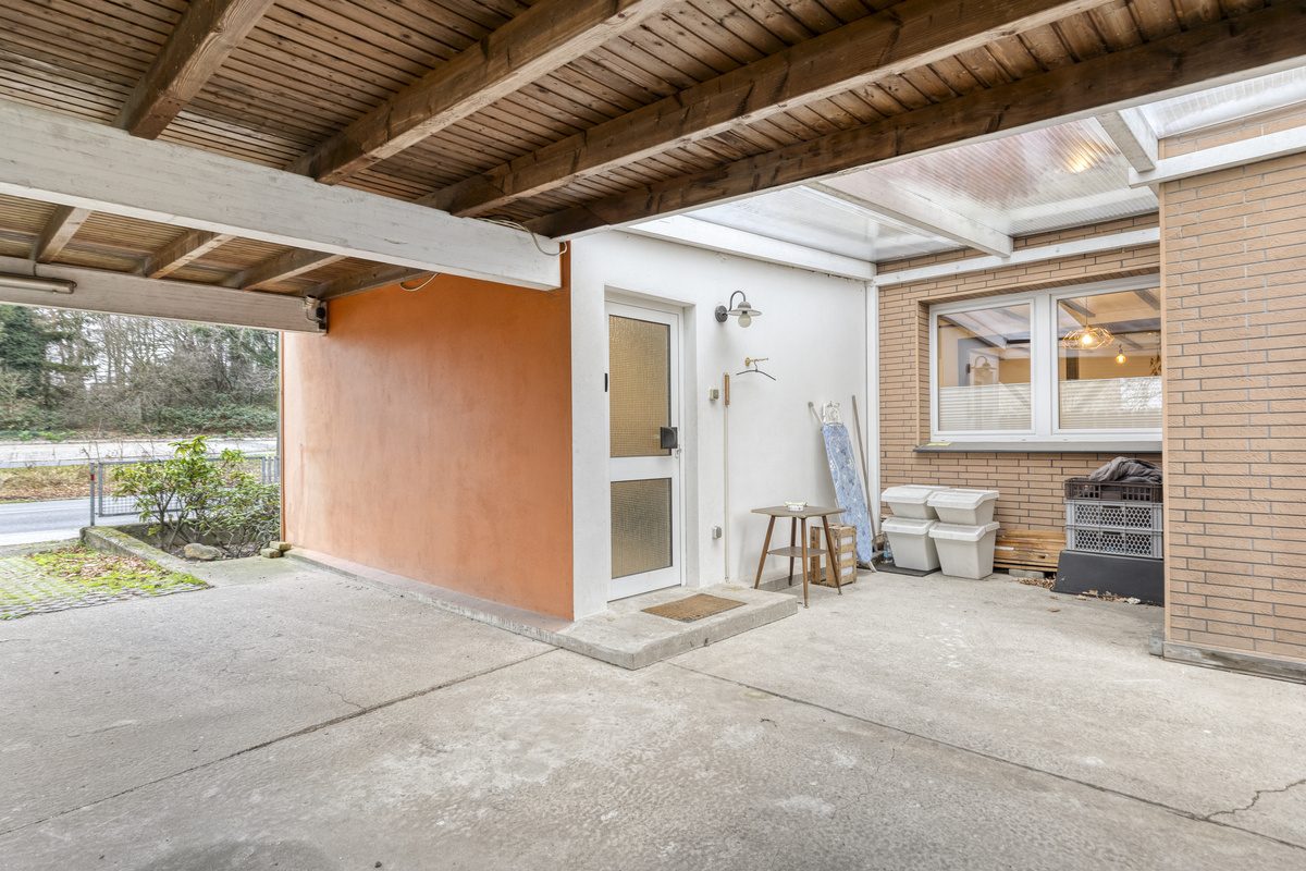 Immobilienangebot - Leichlingen - Alle - Großzügiges Ein- oder Zweifamilienhaus mit Charme, Gartenparadies & vielen Möglichkeiten