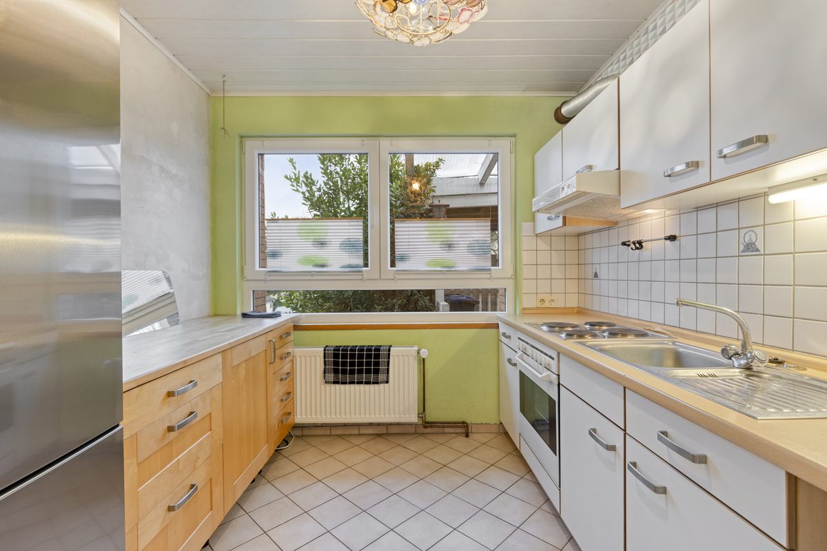 Immobilienangebot - Leichlingen - Alle - Großzügiges Ein- oder Zweifamilienhaus mit Charme, Gartenparadies & vielen Möglichkeiten