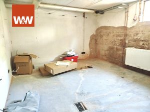 Immobilienangebot - Münchweiler am Klingbach - Alle - Teilsaniertes Einfamilienhaus mit viel Gestaltungspotential auf traumhaft gelegenem Grundstück