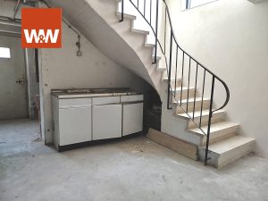 Immobilienangebot - Münchweiler am Klingbach - Alle - Teilsaniertes Einfamilienhaus mit viel Gestaltungspotential auf traumhaft gelegenem Grundstück