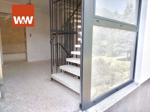 Immobilienangebot - Münchweiler am Klingbach - Alle - Teilsaniertes Einfamilienhaus mit viel Gestaltungspotential auf traumhaft gelegenem Grundstück