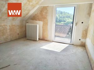 Immobilienangebot - Münchweiler am Klingbach - Alle - Teilsaniertes Einfamilienhaus mit viel Gestaltungspotential auf traumhaft gelegenem Grundstück