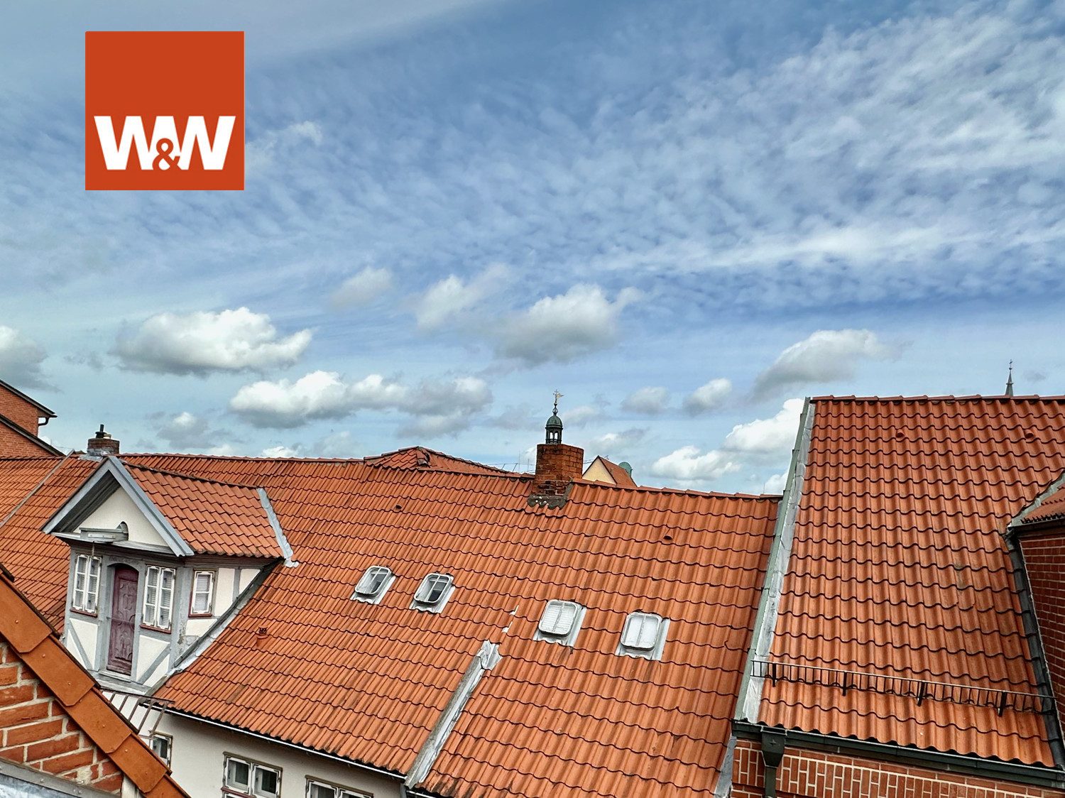 Immobilienangebot - Lüneburg - Alle - Nähe Marktplatz - die 100 % authentische Altbauwohnung!