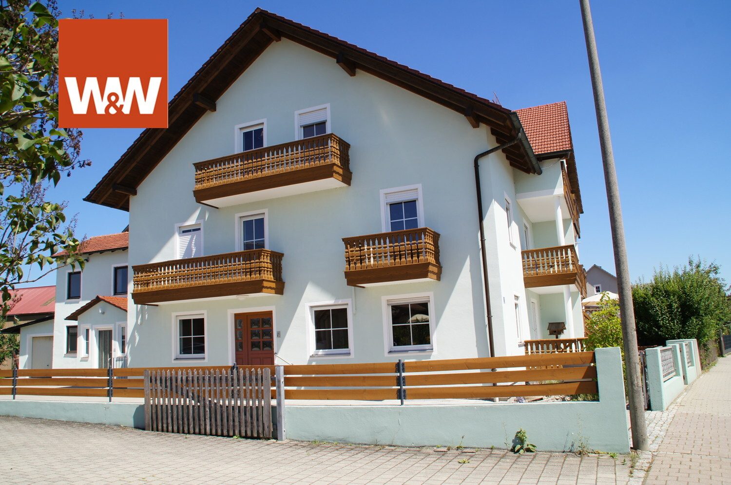 Immobilienangebot - Denkendorf / Bitz - Alle - Große DHH mit viel Platz für die Familie!