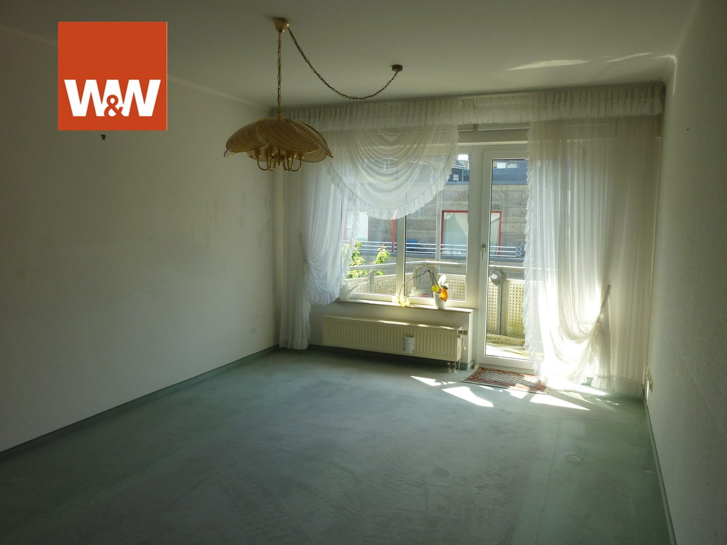 Immobilienangebot - Remscheid - Alle - xxx Freie und  Seniorengerechte 2 Zi.  ETW mit Balkon, in der Remscheider-Innenstadt xxx