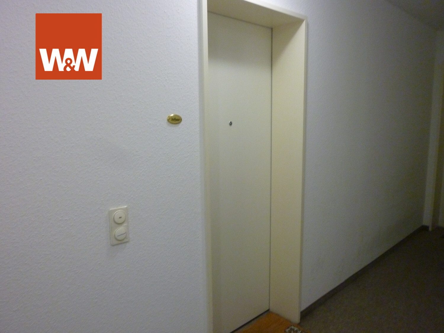 Immobilienangebot - Remscheid - Alle - xxx Freie und  Seniorengerechte 2 Zi.  ETW mit Balkon, in der Remscheider-Innenstadt xxx