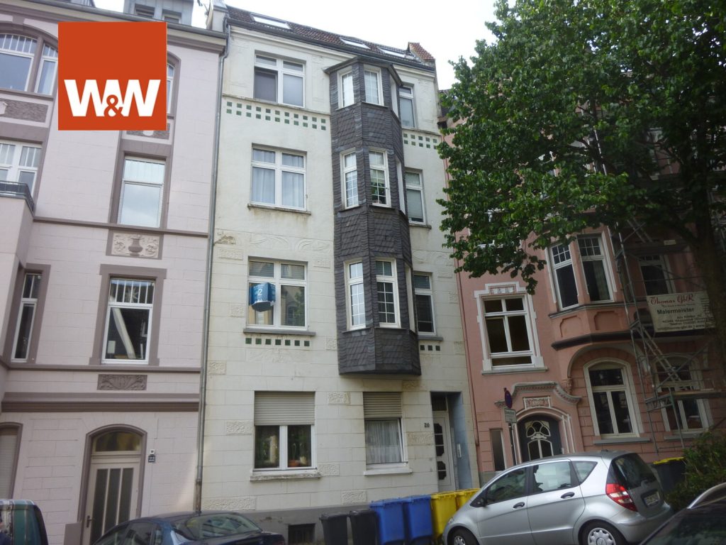 Immobilienangebot - Solingen - Alle - (Kaufpreissenkung)   Gepflegte 3-Zimmer Altbau-Dachgeschosswohnung in Innenstadtlage von Solingen