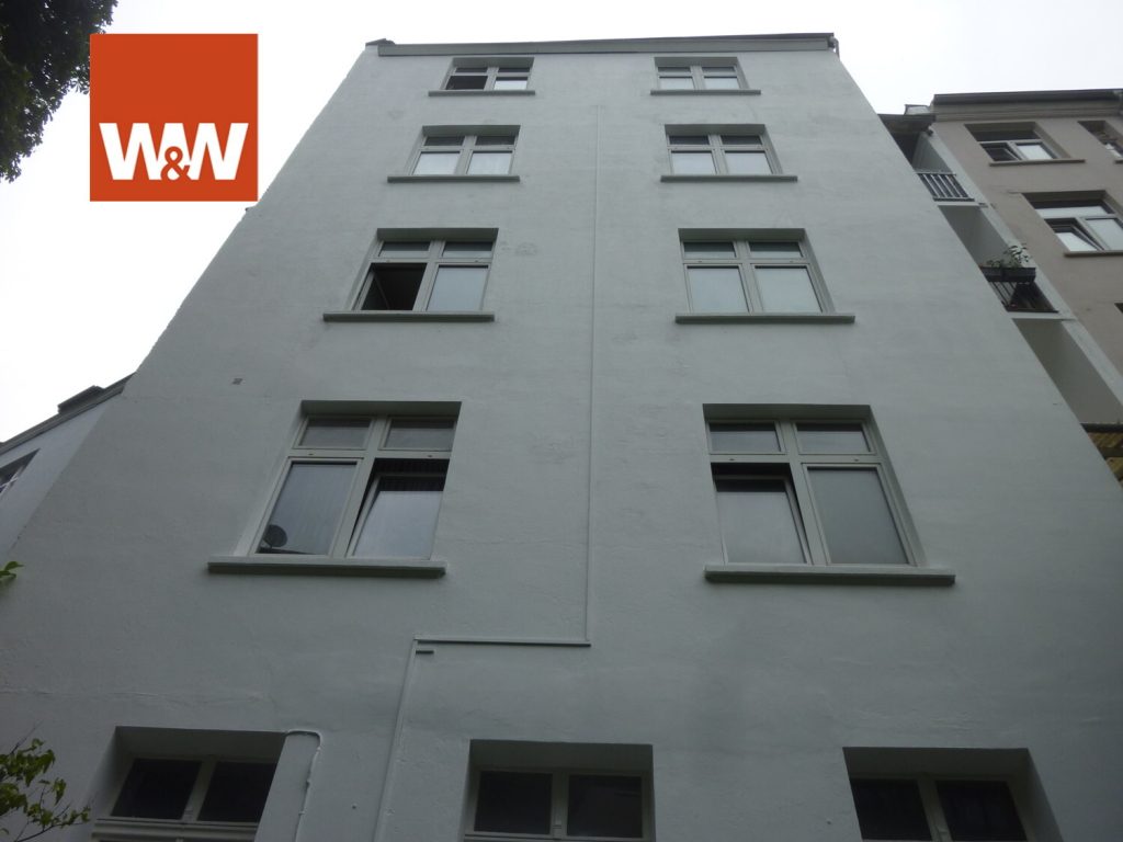Immobilienangebot - Solingen - Alle - (Kaufpreissenkung)   Gepflegte 3-Zimmer Altbau-Dachgeschosswohnung in Innenstadtlage von Solingen