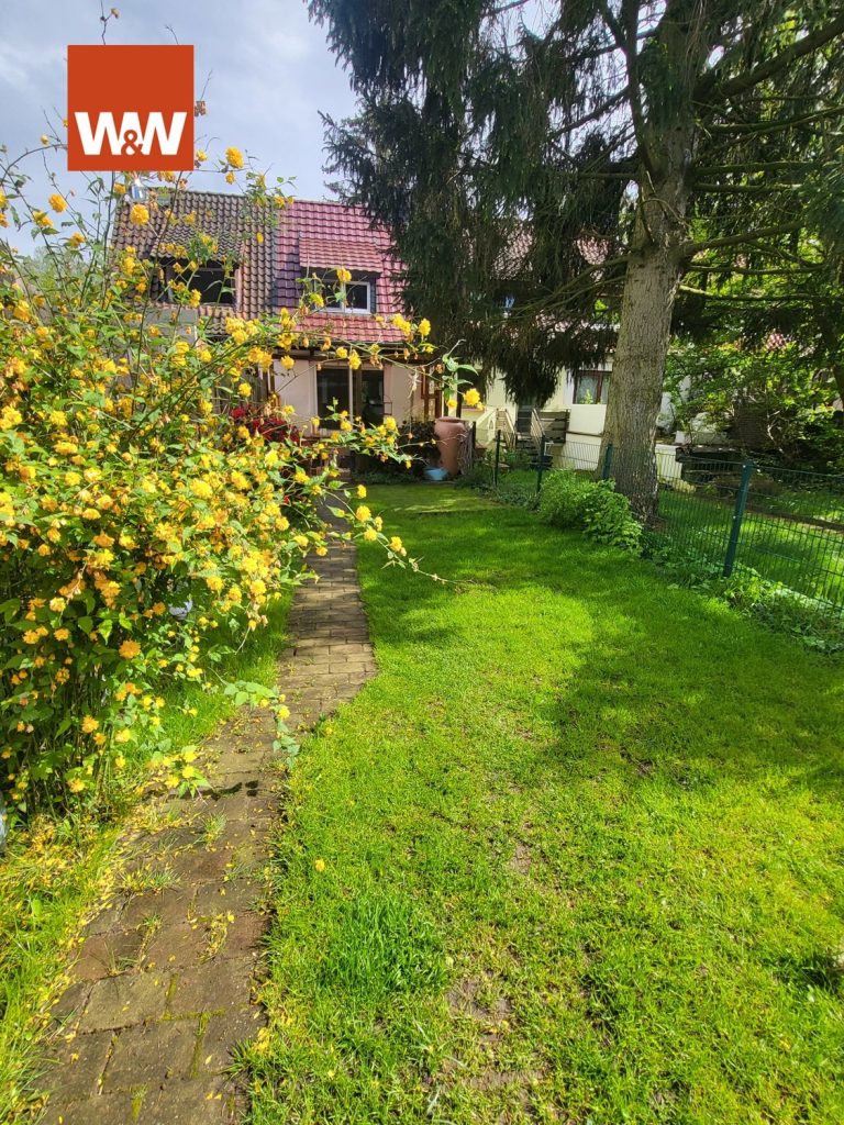 Immobilienangebot - Hamburg - Alle - *** TOP saniertes Reihenhaus mit Garten in HH-Billstedt ***