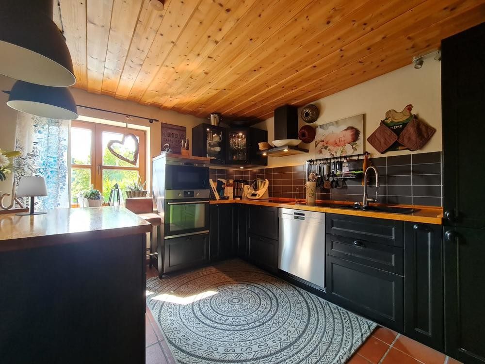 Immobilienangebot - Passau - Alle - Traumhaftes Zweifamilienhaus - Exklusive Ausstattung & weitläufiges, uneinsehbares Gartenparadies