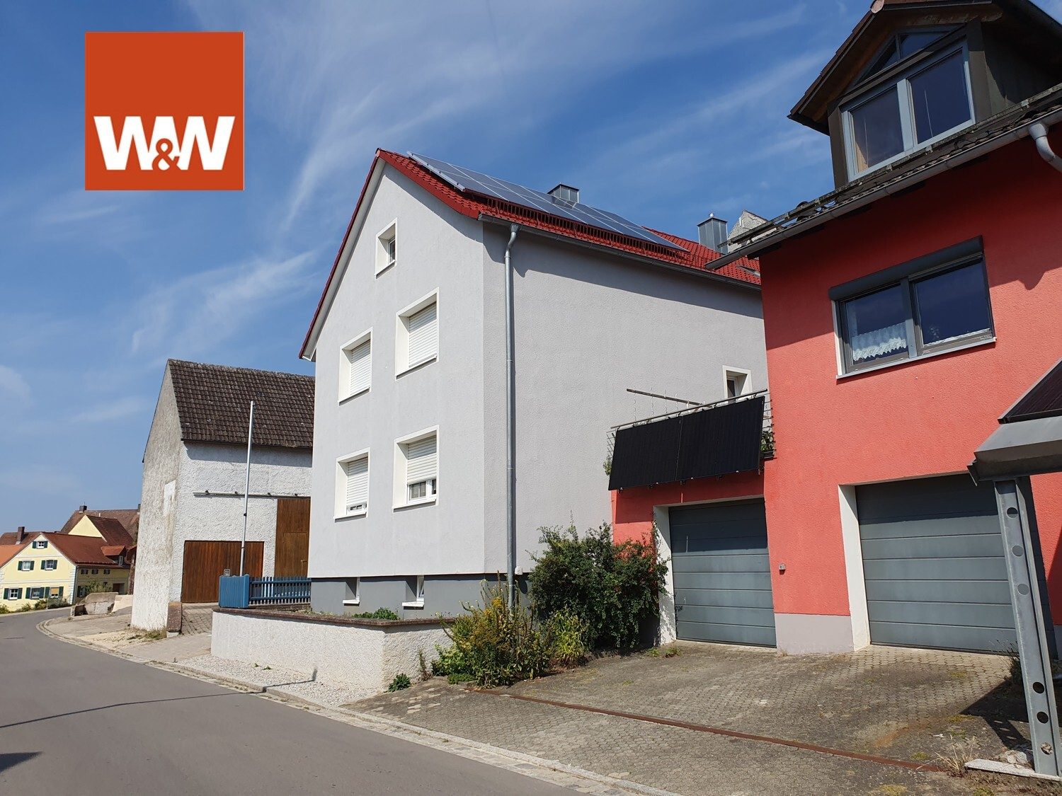 Immobilienangebot - Treuchtlingen - Alle - Treuchtlingen/Auernheim - sonnige, kernsanierte Doppelhaushälfte.
Wohnen, wo andere Urlaub machen !