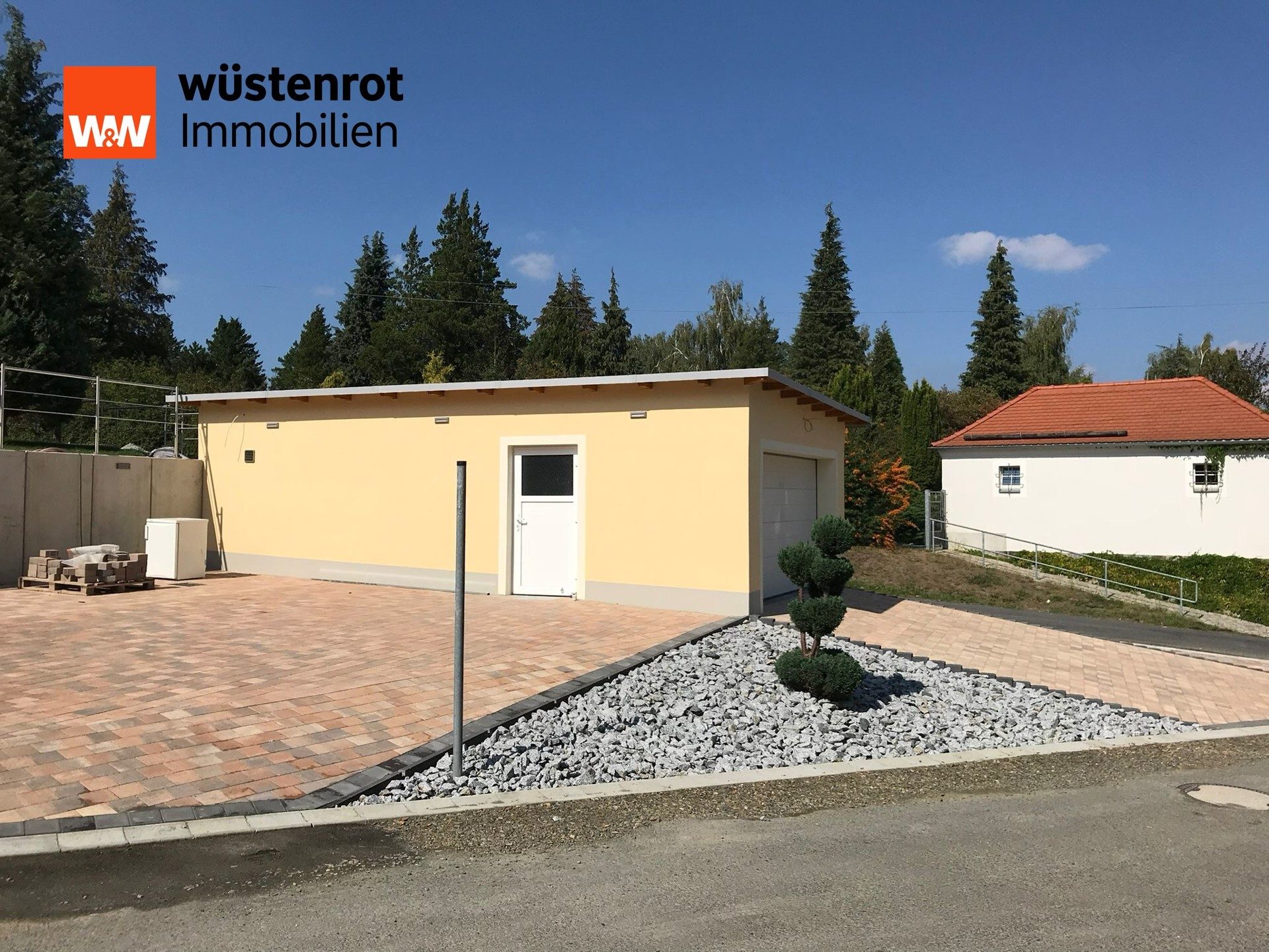 Immobilienangebot - Kamenz - Alle - Kapitalanlage mit Perspektive in der Lessingstadt Kamenz -parkähnliches Grundstück von ca. 1.600 m²
