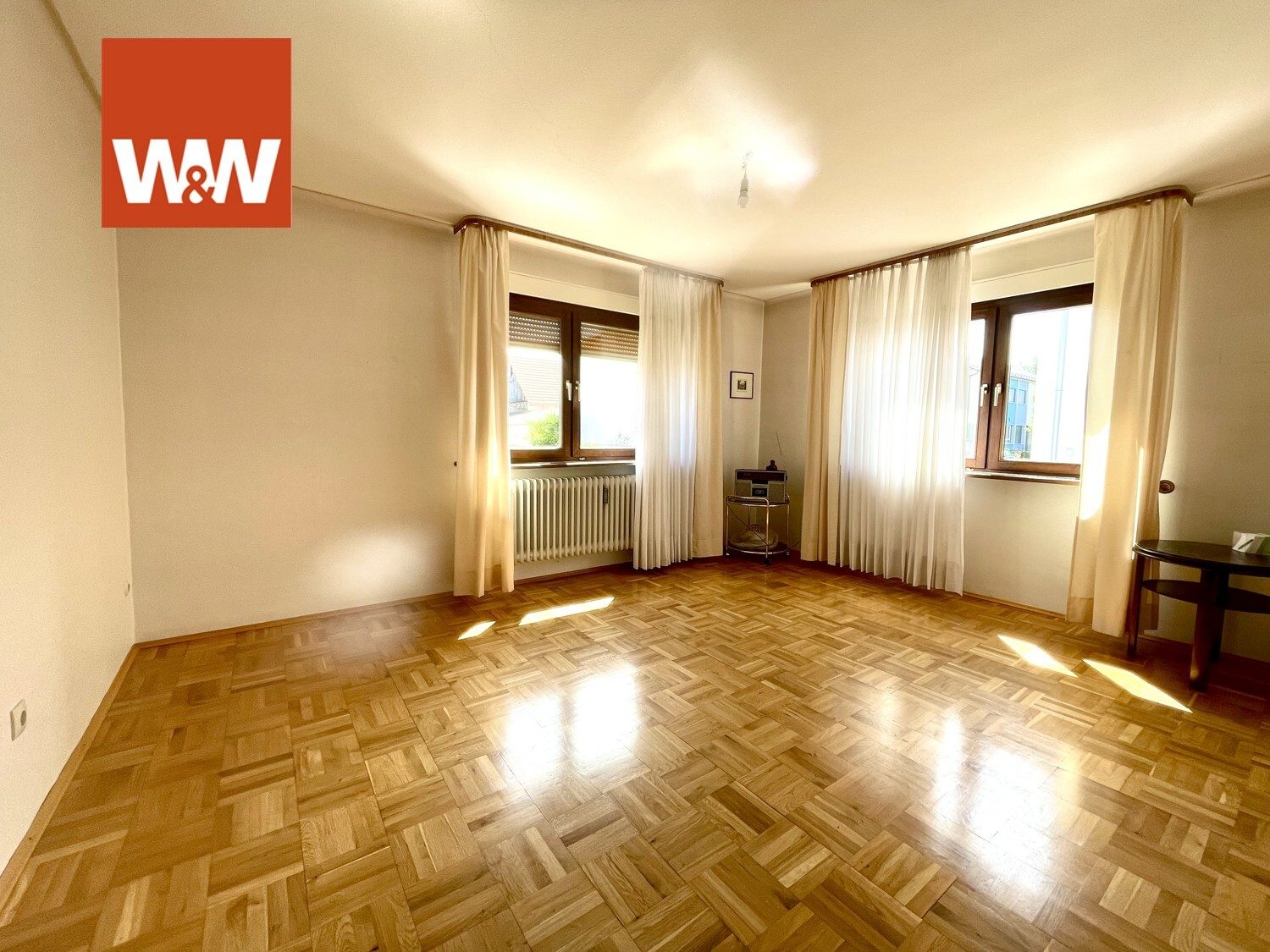 Immobilienangebot - Baden-Baden - Alle - BEVORZUGTE WOHNLAGE MIT VIEL POTENZIAL: Zweifamilienhaus mit Anbau und großem Gartengrundstück