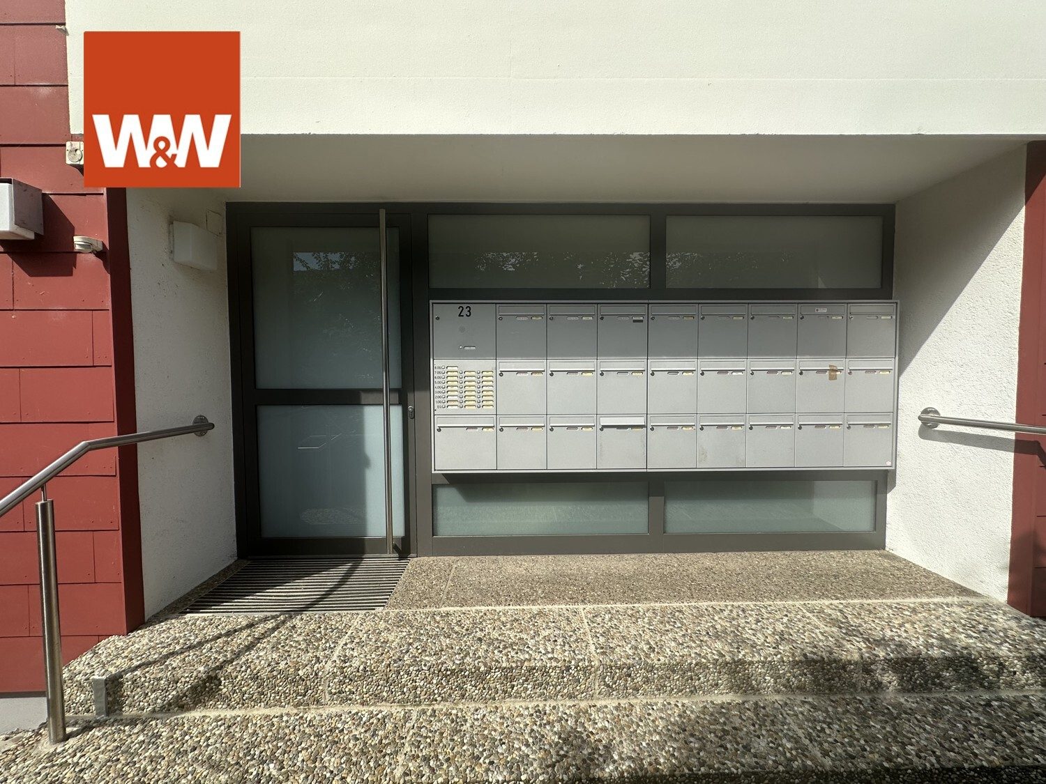 Immobilienangebot - Fellbach / Schmiden - Alle - Attraktive Kapitalanlage mit Stellplatz und großem Garten in begehrter Lage von Fellbach