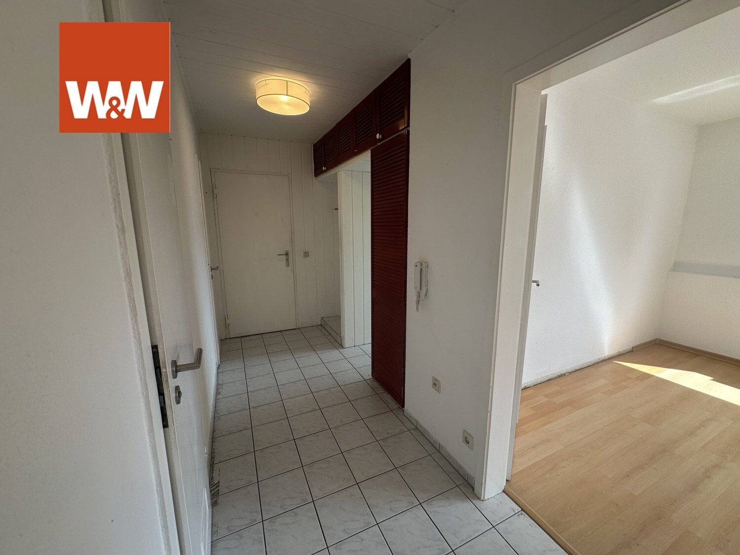 Immobilienangebot - Fellbach / Schmiden - Alle - Attraktive Kapitalanlage mit Stellplatz und großem Garten in begehrter Lage von Fellbach