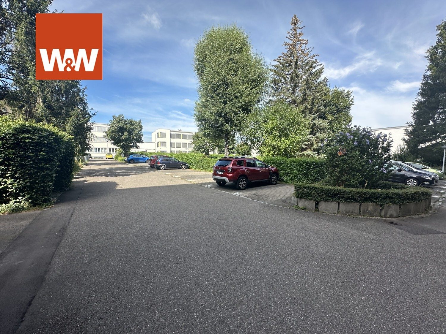 Immobilienangebot - Fellbach / Schmiden - Alle - Attraktive Kapitalanlage mit Stellplatz und großem Garten in begehrter Lage von Fellbach