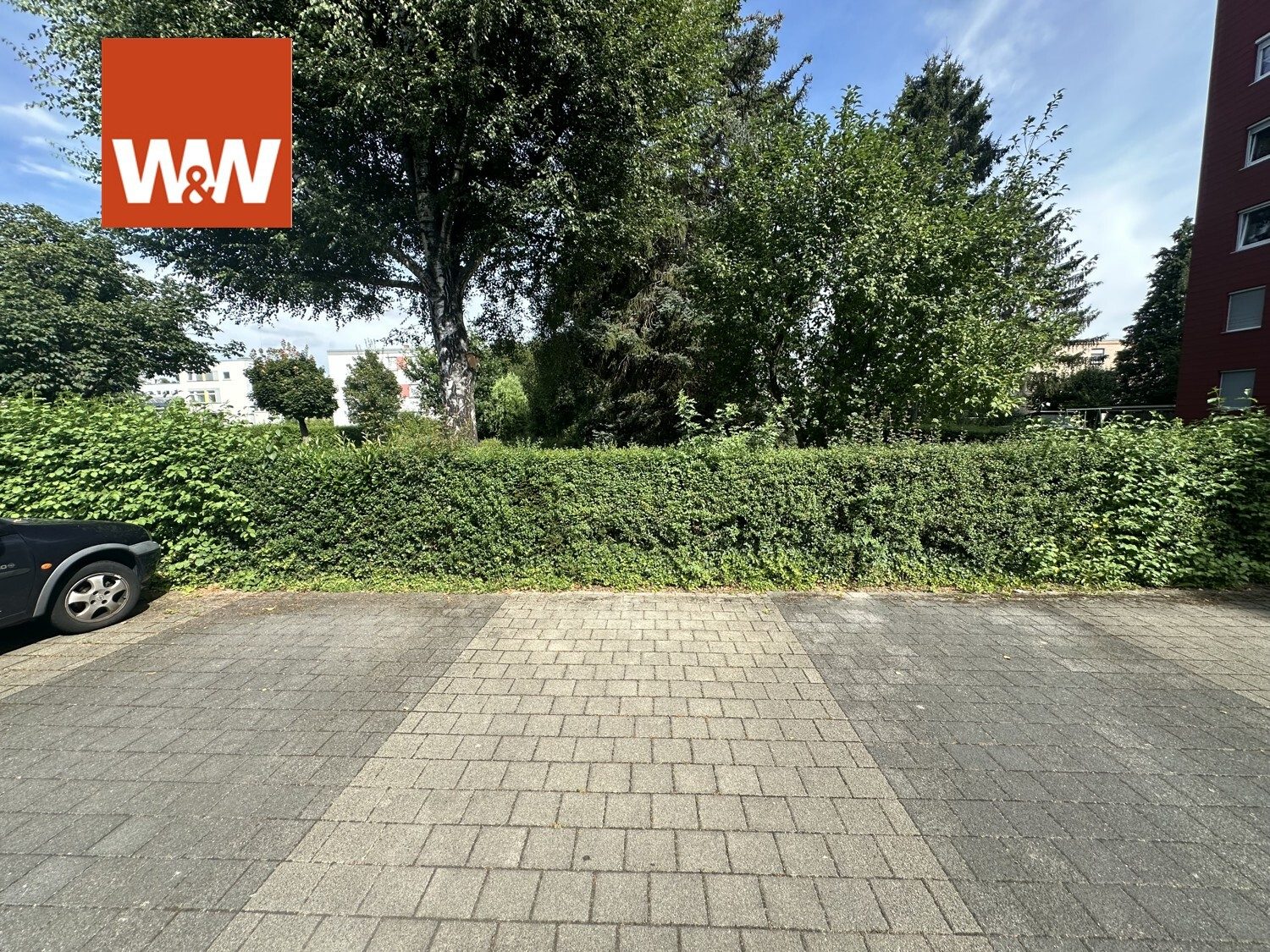Immobilienangebot - Fellbach / Schmiden - Alle - Attraktive Kapitalanlage mit Stellplatz und großem Garten in begehrter Lage von Fellbach