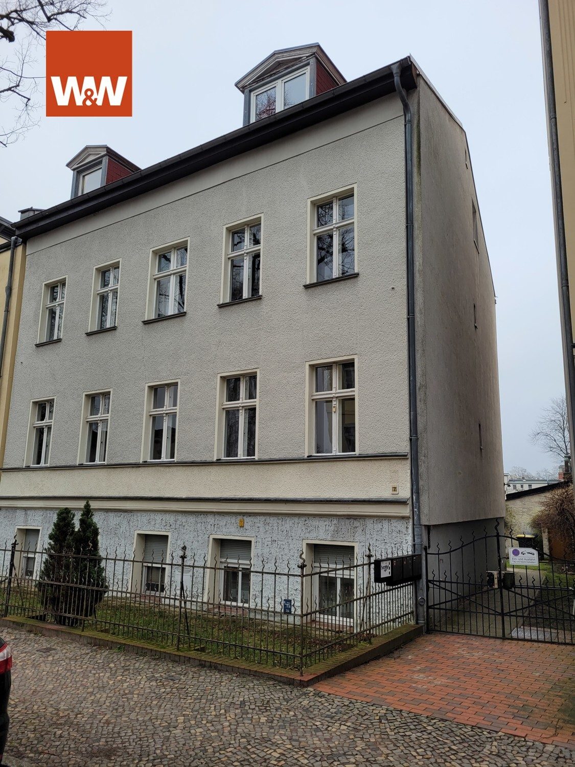 Immobilienangebot - Berlin / Friedrichshagen - Alle - *Sehr solides Mehrfamilienhaus in arttypischem Stil, mit guter Mieterschaft unweit vom Bölschekiez*