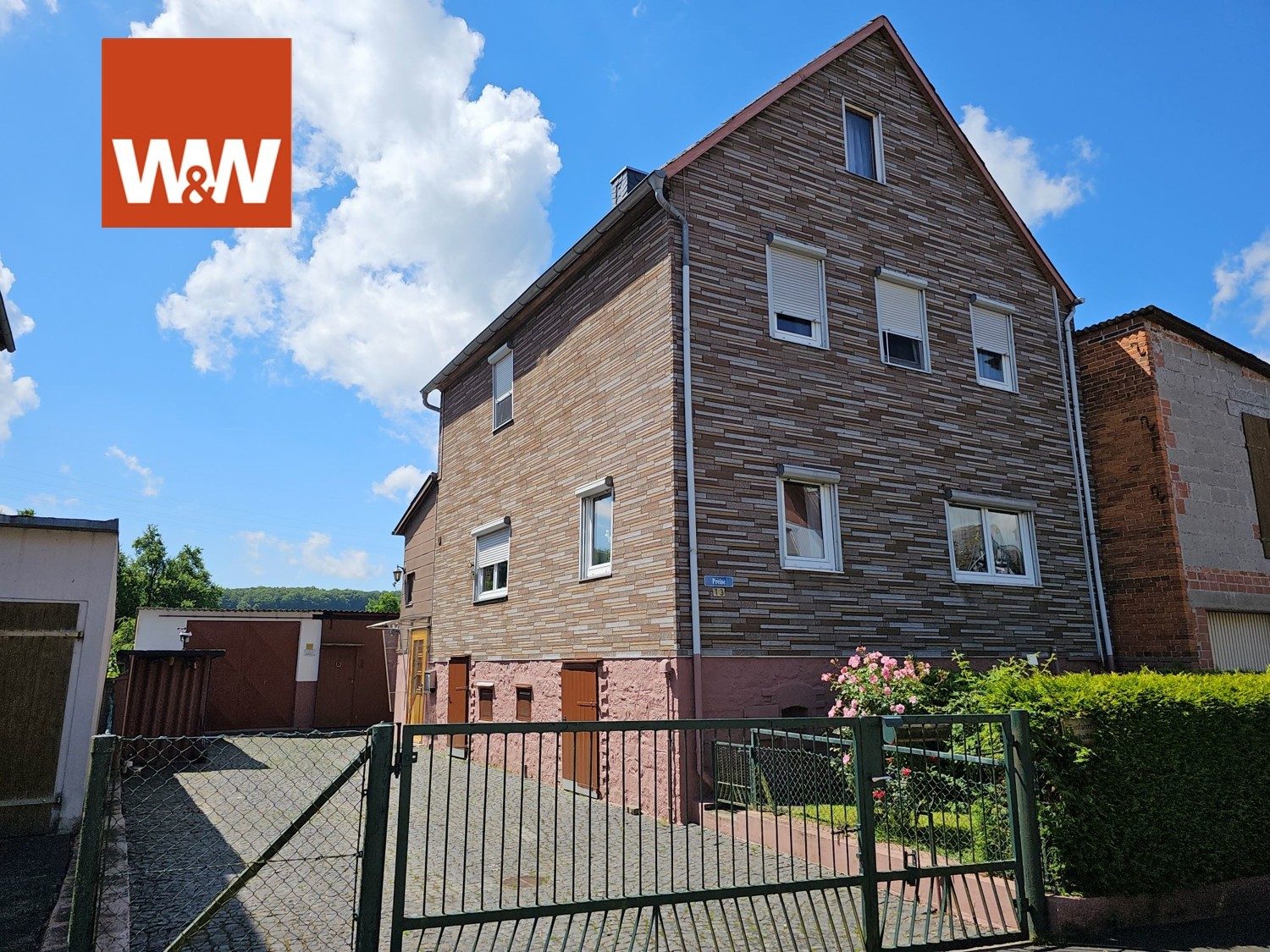 Immobilienangebot - Marburg / Bortshausen - Alle - RESERVIERT ! Hoher Freizeitwert, Einfamilienhaus mit Nebengebäuden in Marburg-Bortshausen