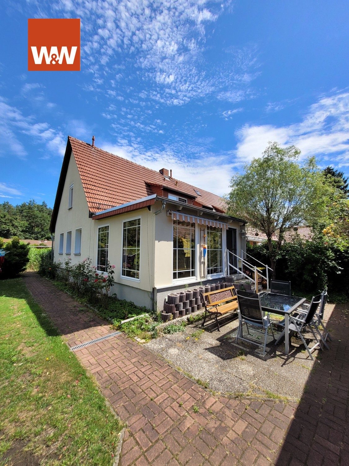 Immobilienangebot - Schönwalde-Glien - Alle - *Sehr schönes charmantes Reiheneckhaus mit schönem Garten in attraktiver Wohnlage*