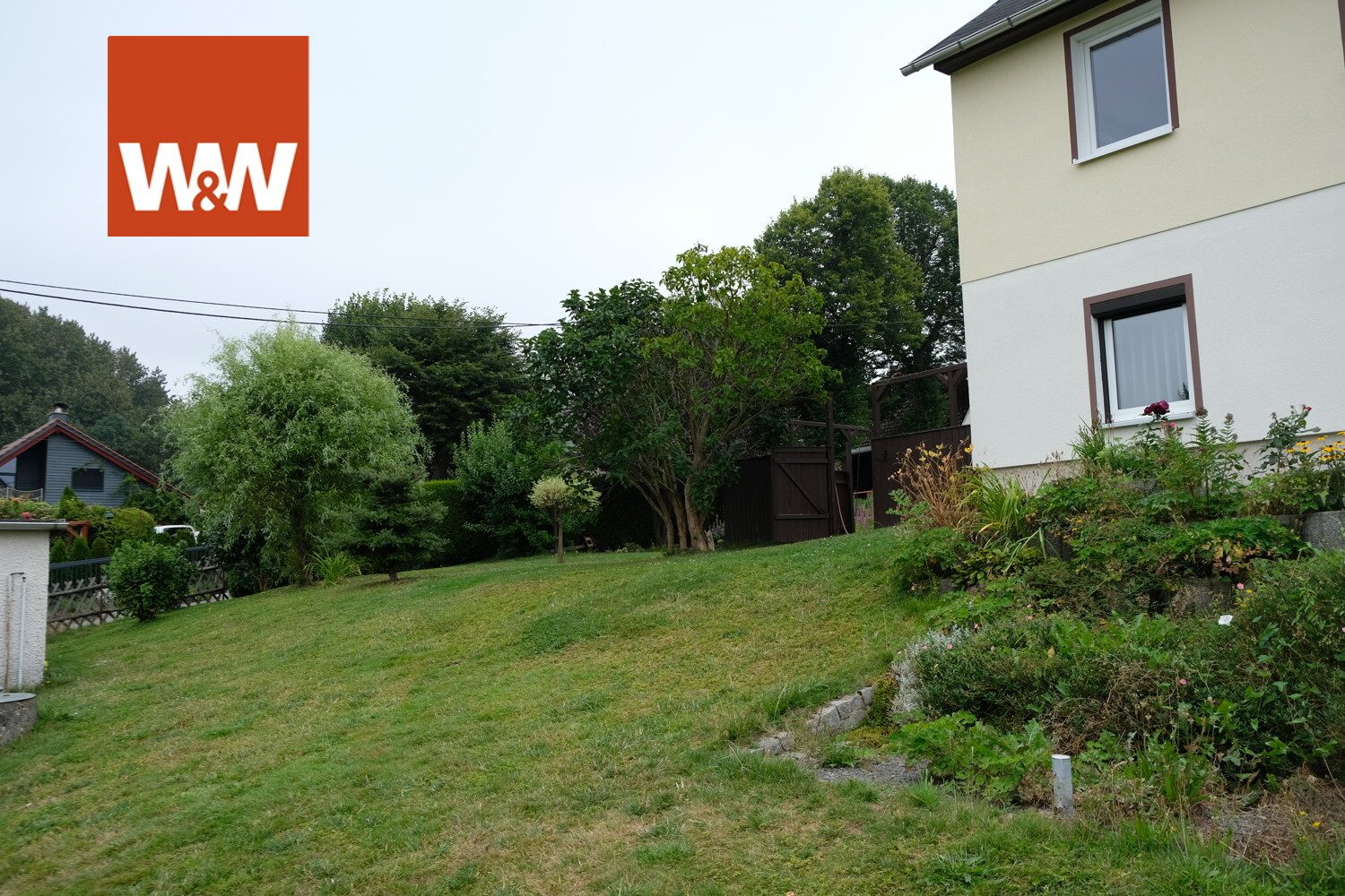 Immobilienangebot - Oederan - Alle - Traumhafte Doppelhaushälften mit Nebengebäuden und großzügigem Grundstück – Ideal für Familien, Handwerker oder Tierliebhaber