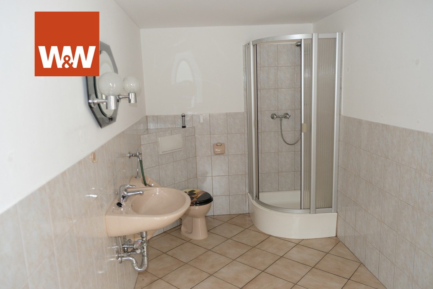 Immobilienangebot - Oederan - Alle - Traumhafte Doppelhaushälften mit Nebengebäuden und großzügigem Grundstück – Ideal für Familien, Handwerker oder Tierliebhaber