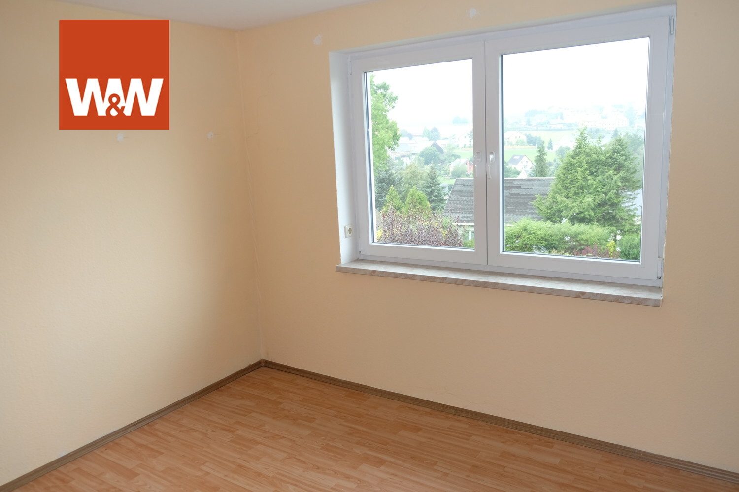 Immobilienangebot - Oederan - Alle - Traumhafte Doppelhaushälften mit Nebengebäuden und großzügigem Grundstück – Ideal für Familien, Handwerker oder Tierliebhaber