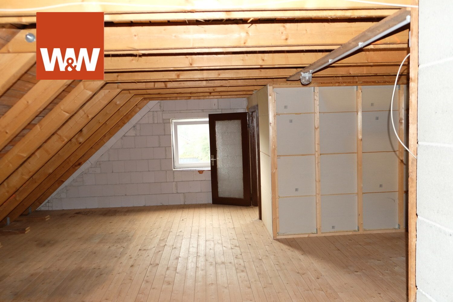 Immobilienangebot - Oederan - Alle - Traumhafte Doppelhaushälften mit Nebengebäuden und großzügigem Grundstück – Ideal für Familien, Handwerker oder Tierliebhaber