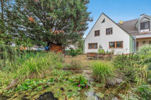 Immobilienangebot - Erlangen - Alle - Mehrfamilienhaus mit Laden, Werkstatt und vielen Extras 
auf herrlich großem Grundstück.

Erlangen-Eltersdorf.
