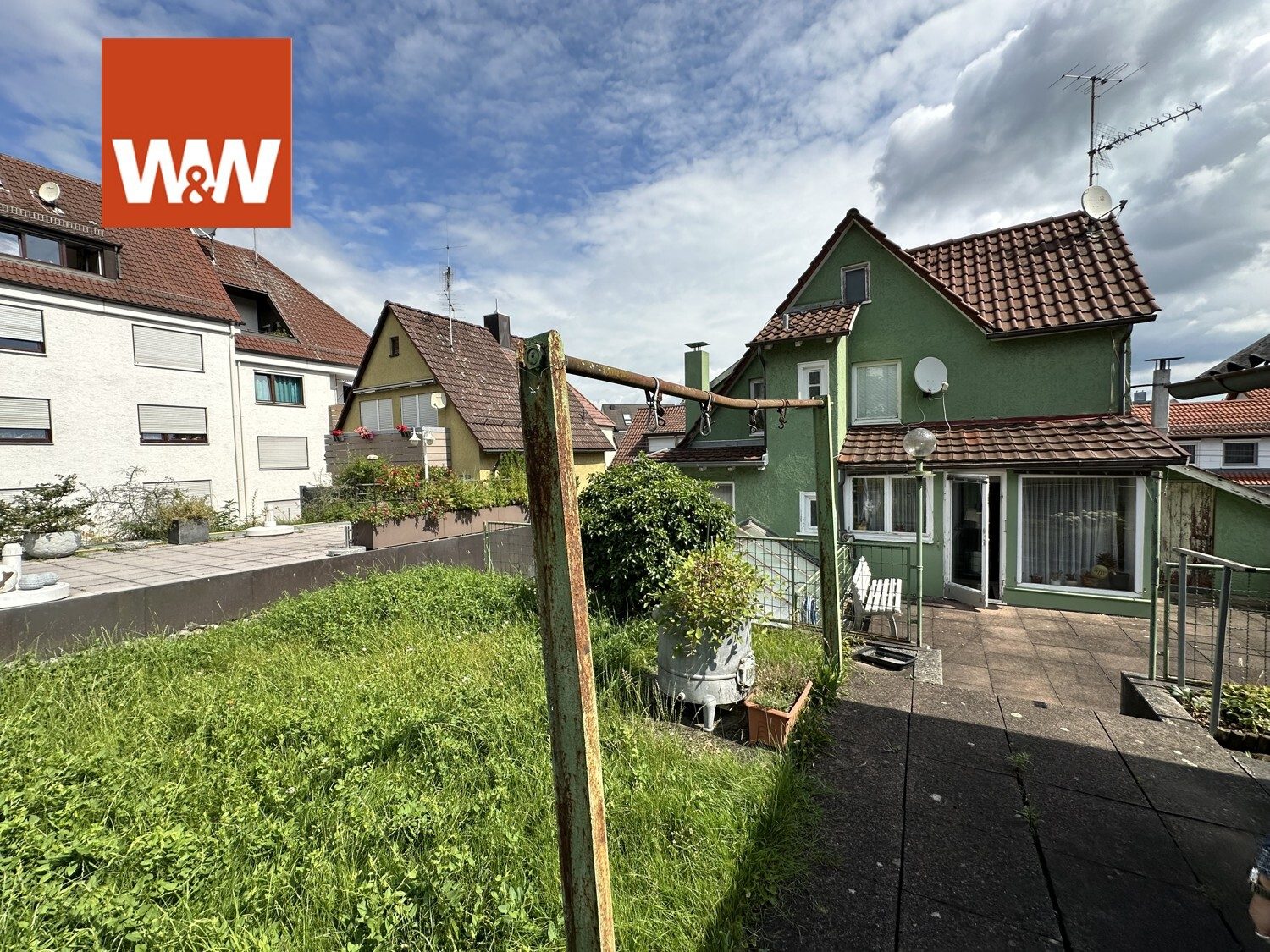 Immobilienangebot - Stuttgart / Feuerbach - Alle - Wohn- und Geschäftshaus in Toplage von Feuerbach – 248 m² vermietbare Fläche mit großem Potenzial!