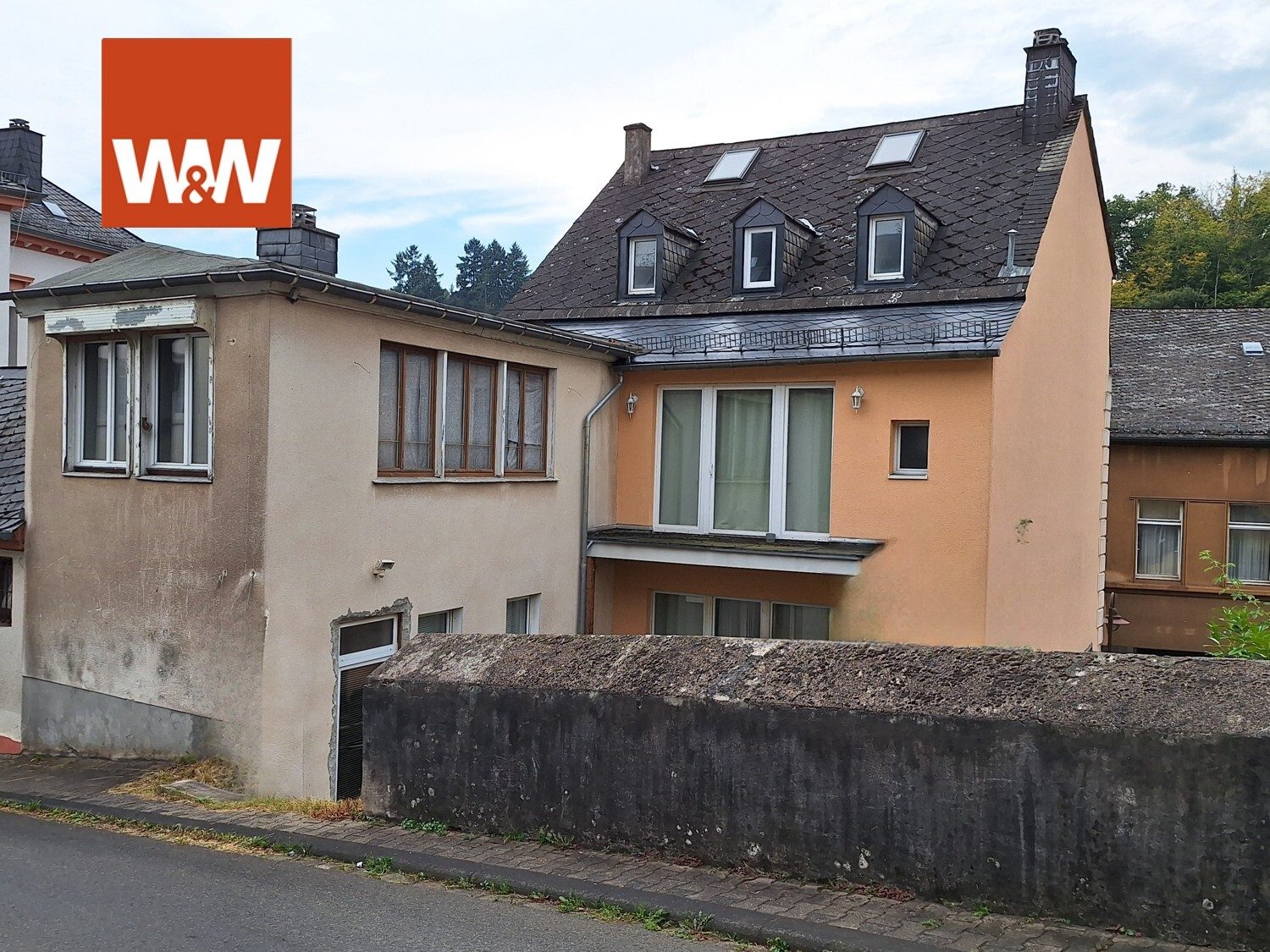 Immobilienangebot - Idar-Oberstein - Alle - Direkt am Marktplatz von Idar - 
Wohn- und Geschäftshaus mit Potenzial