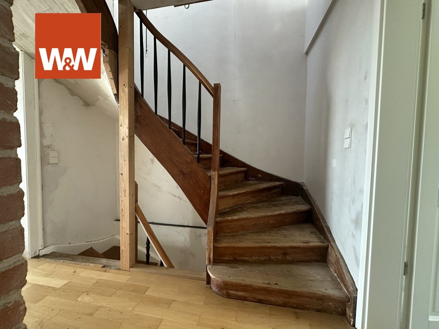 Immobilienangebot - Stuttgart - Alle - Exklusives Reihenendhaus mit großzügigem Garten in begehrter Lage in Stuttgart-Ost