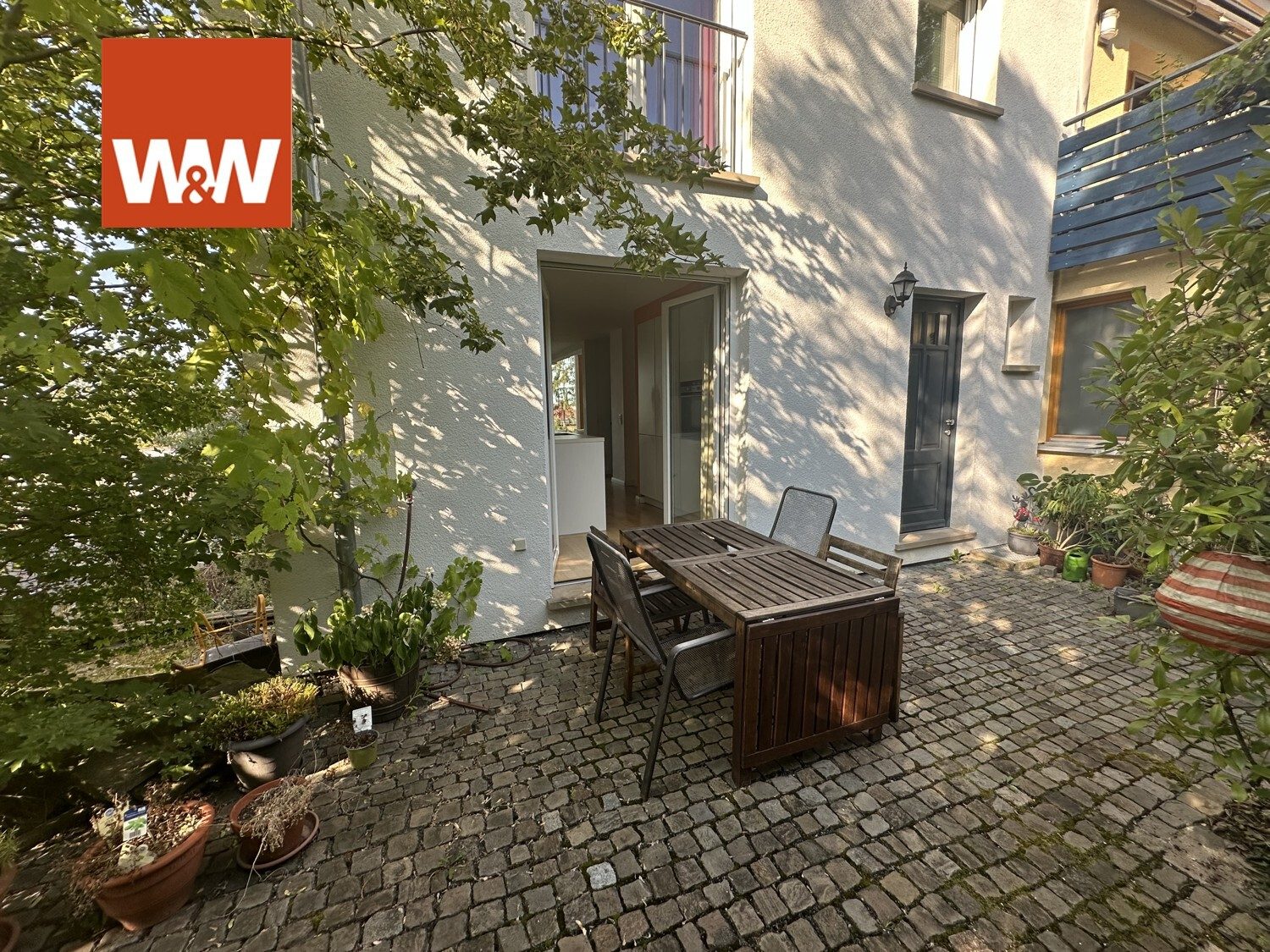 Immobilienangebot - Stuttgart - Alle - Exklusives Reihenendhaus mit großzügigem Garten in begehrter Lage in Stuttgart-Ost
