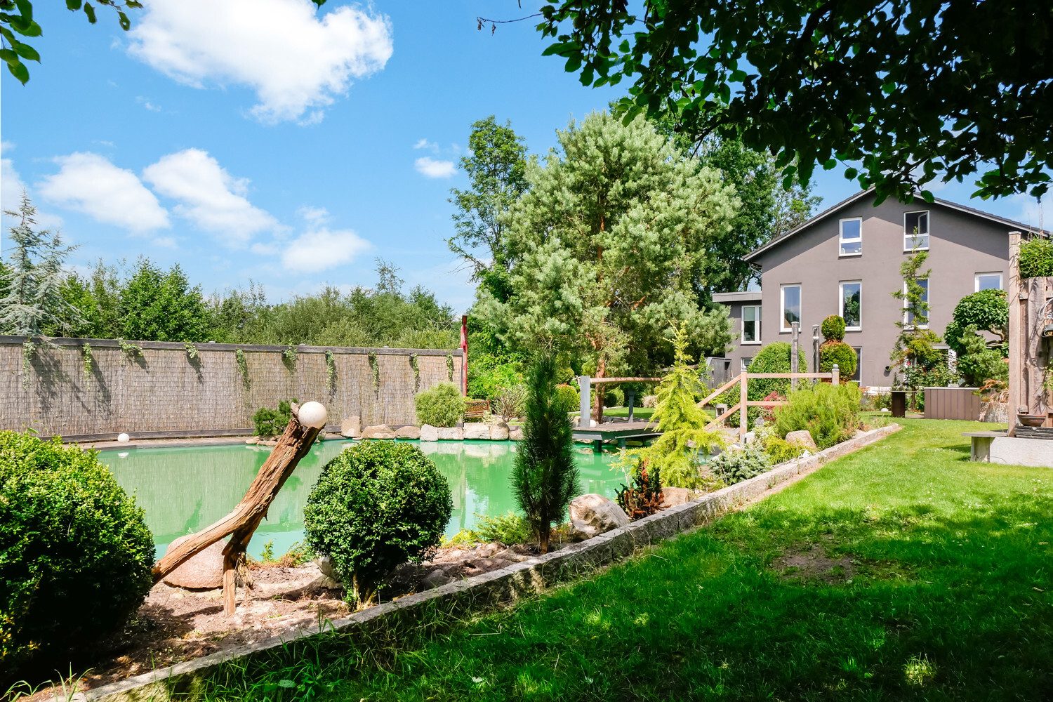 Immobilienangebot - Aukrug - Alle - Top modernes Traumhaus mit Traumgrundstück! In idyllischer Umgebung das perfekte Zuhause gefunden