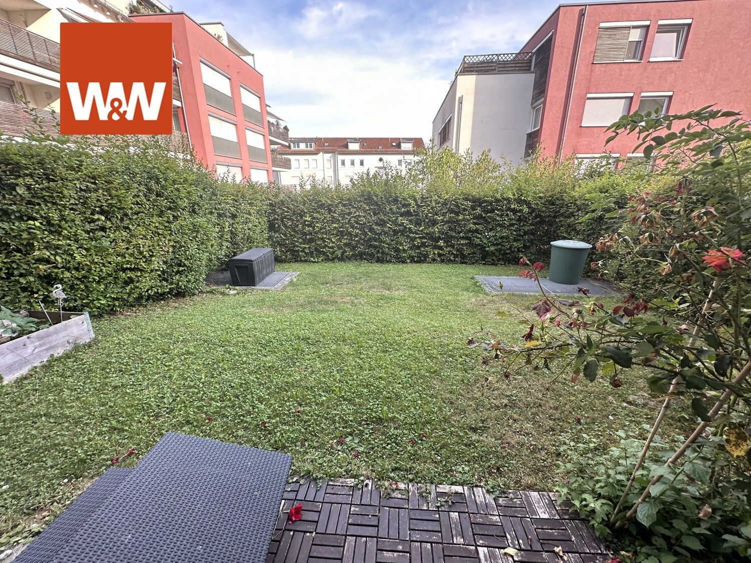 Immobilienangebot - Böblingen - Alle - Attraktive 2-Zimmerwohnung mit großzügigem Garten, Keller und TG-Stellplatz in Böblingen