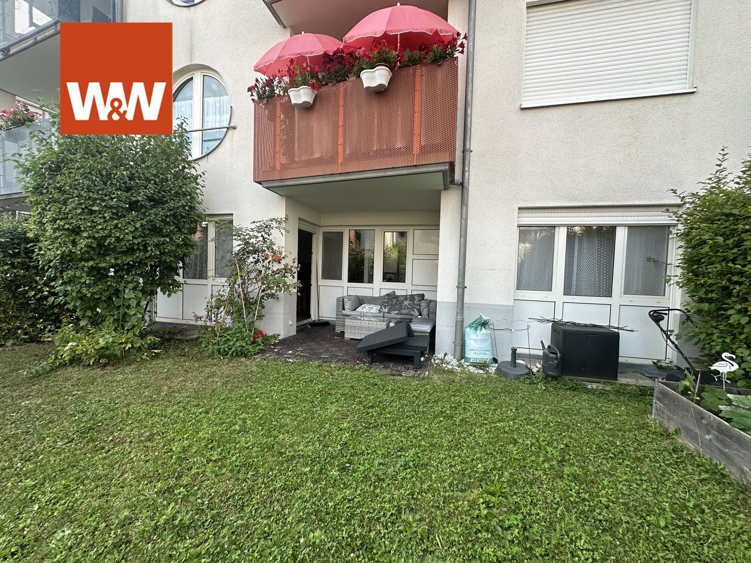 Immobilienangebot - Böblingen - Alle - Attraktive 2-Zimmerwohnung mit großzügigem Garten, Keller und TG-Stellplatz in Böblingen