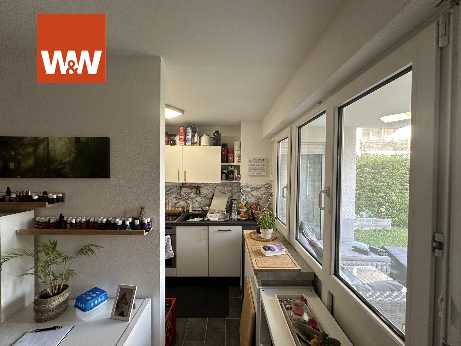 Immobilienangebot - Böblingen - Alle - Attraktive 2-Zimmerwohnung mit großzügigem Garten, Keller und TG-Stellplatz in Böblingen