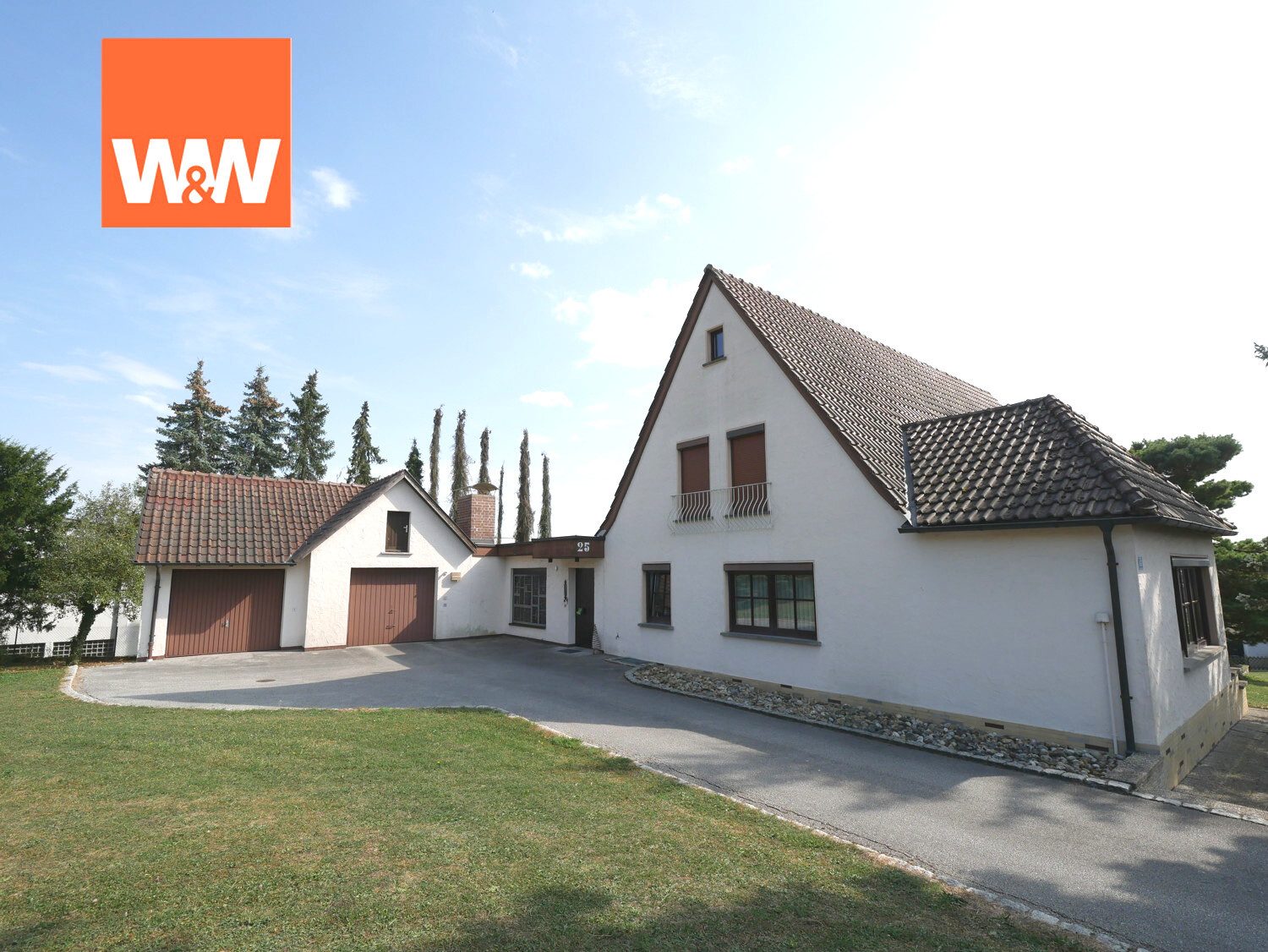 Immobilienangebot - Ebersdorf / Frohnlach - Alle - Einmalige Lage in Ebersdorf- Einfamilienhaus mit Charme und Nostalgie