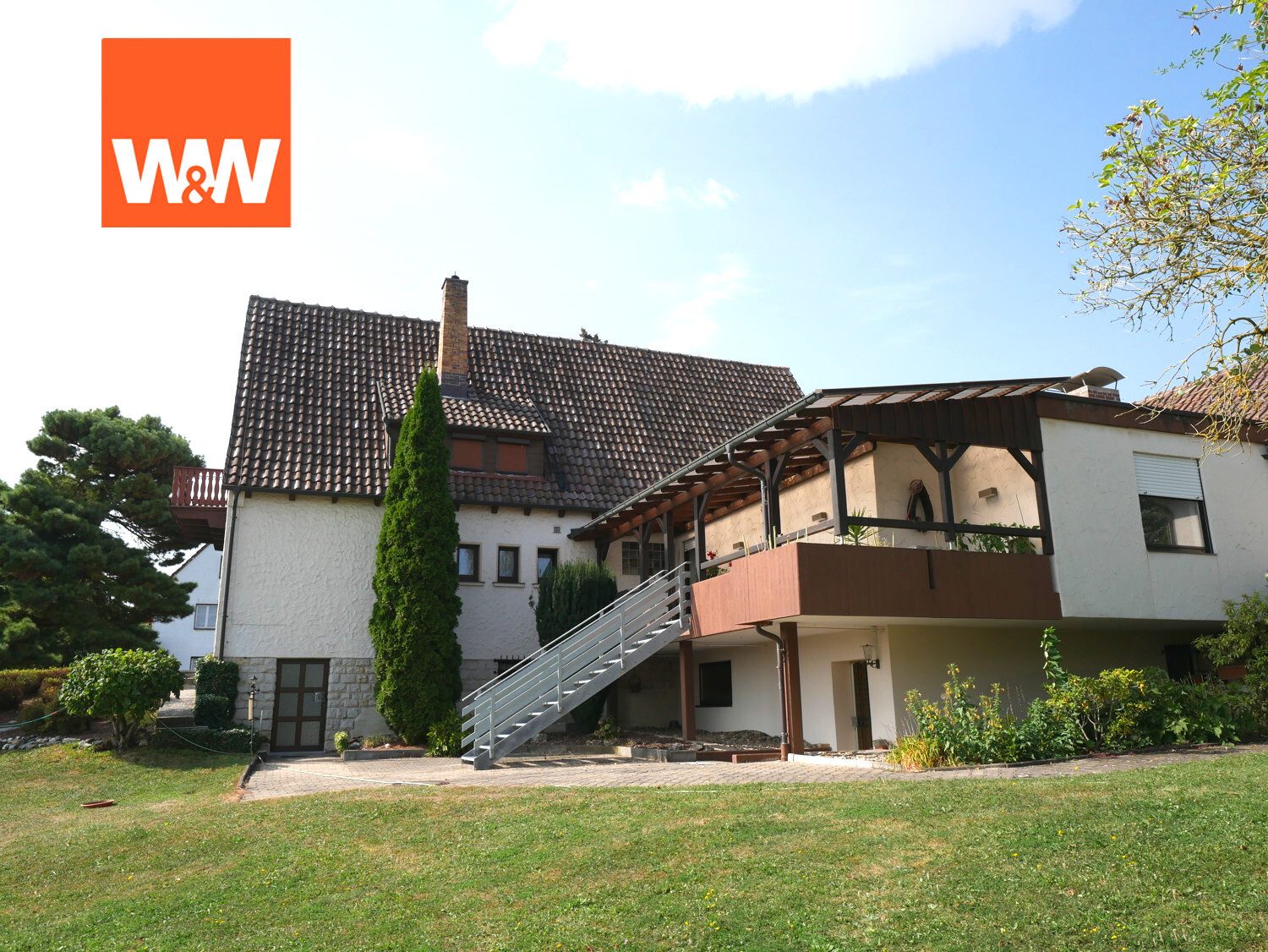 Immobilienangebot - Ebersdorf / Frohnlach - Alle - Einmalige Lage in Ebersdorf- Einfamilienhaus mit Charme und Nostalgie