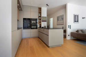 Immobilienangebot - München - Alle - Licht, Luxus, Lifestyle.
Erleben Sie maximalen Komfort in gehobenem Ambiente.