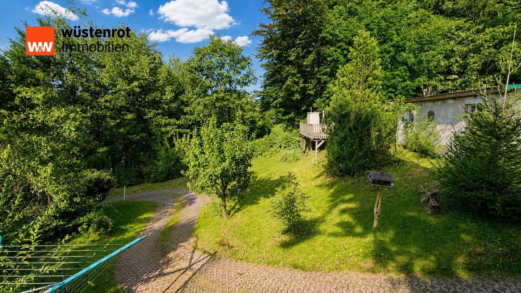 Immobilienangebot - Sebnitz - Alle - Einmalig gelegene Doppelhaushälfte am Stadtrand von Sebnitz.