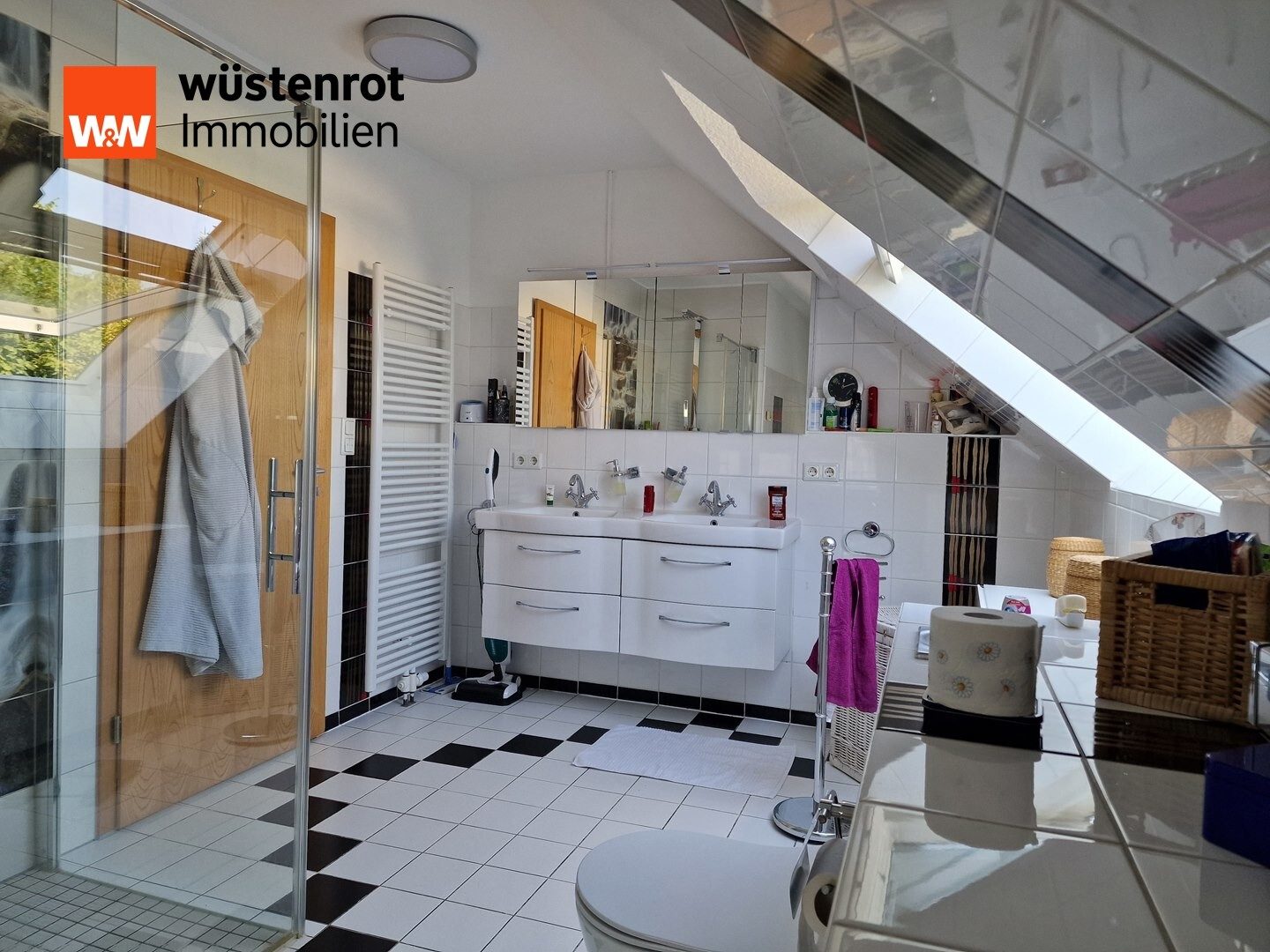 Immobilienangebot - Berlin / Altglienicke - Alle - Ihr neuer Lieblingsort in Berlin - Ein Zuhause für Vielflieger & Familien