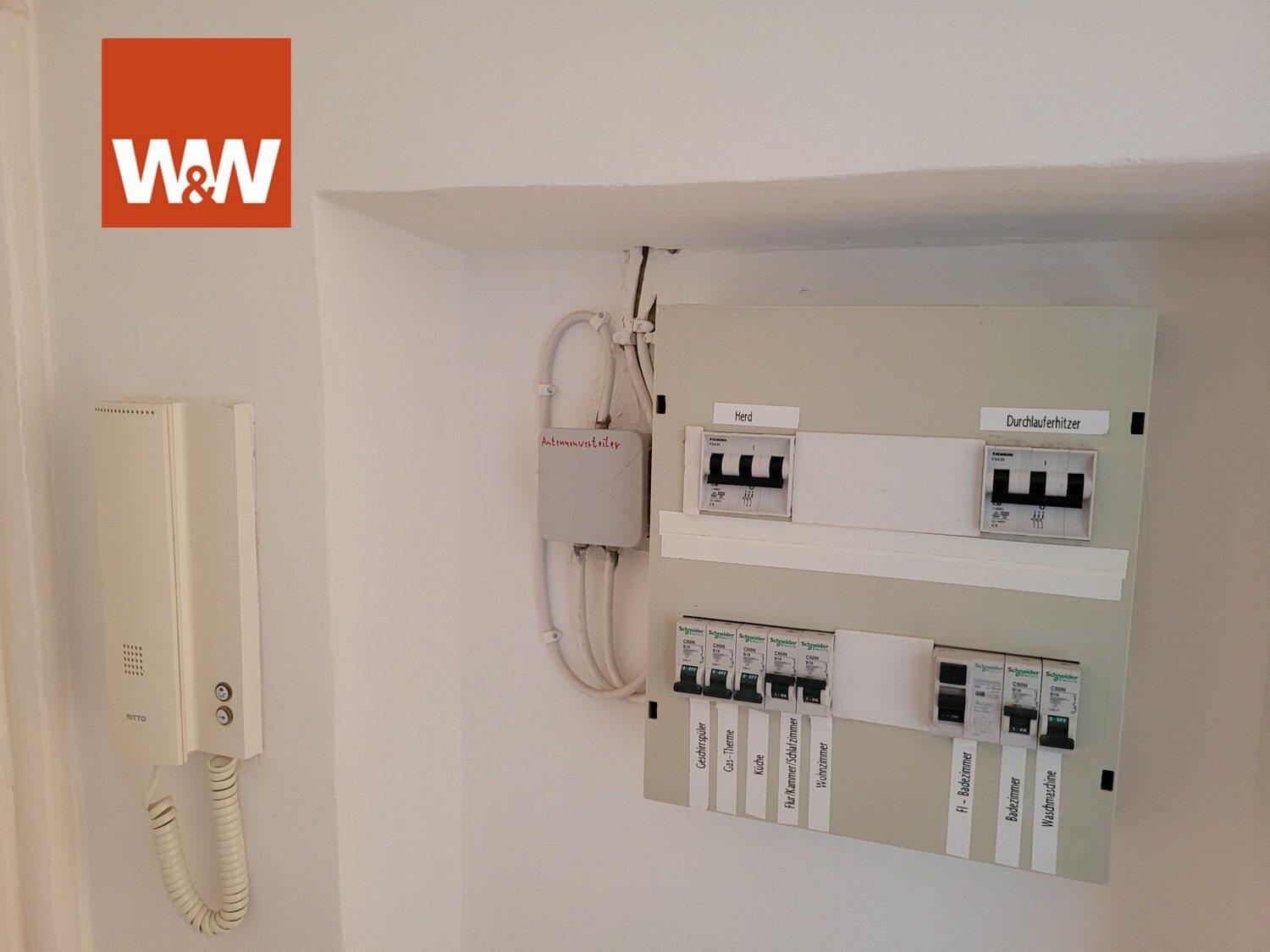 Immobilienangebot - Berlin - Alle - *Bezugsfrei! Sehr schöne arttypische Altbauwohnung, modernisiert und mit eigenem Garten*