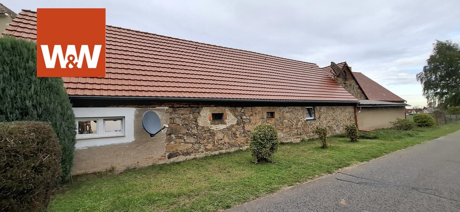 Immobilienangebot - Königshain - Alle - Dreiseitenhof in Königshain mit 16 ha Landwirtschaftsfläche und 11 ha Wald
