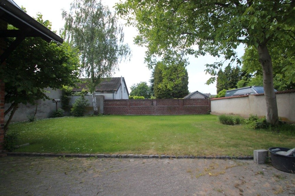 Immobilienangebot - Köln/ Roggendorf - Alle - Hofanlage mit Ein- Zweifamilienhaus und vielen Nebengebäuden zum Ausbau und individueller Nutzung.
