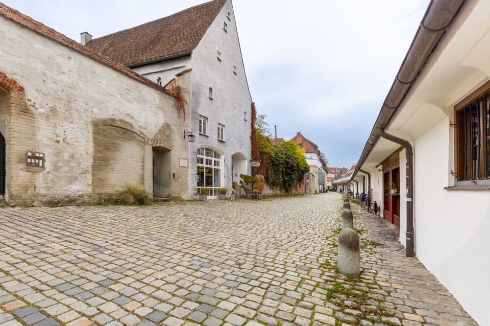 Immobilienangebot - Landsberg - Alle - Ein bezauberndes Altstadthaus mit vor-genehmigter Ausbau-Reserve, 1992 kernsaniert